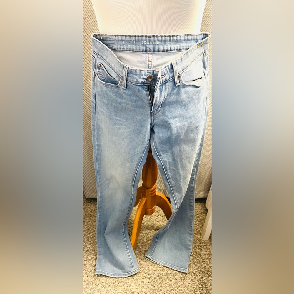 Levi Strauss Demi Curve Modern Rise Bootcut Skinny Jeans. Light wash, W26 L34